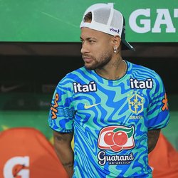Neymar Sidelined as Calf Injury Disrupts Brazil’s World Cup Buildup