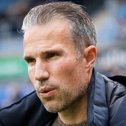 Feyenoord Sensationally Sack Robin van Persie After Only One Season