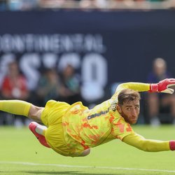 Freese or Turner? USA Keepers Wait on Pochettino's Call