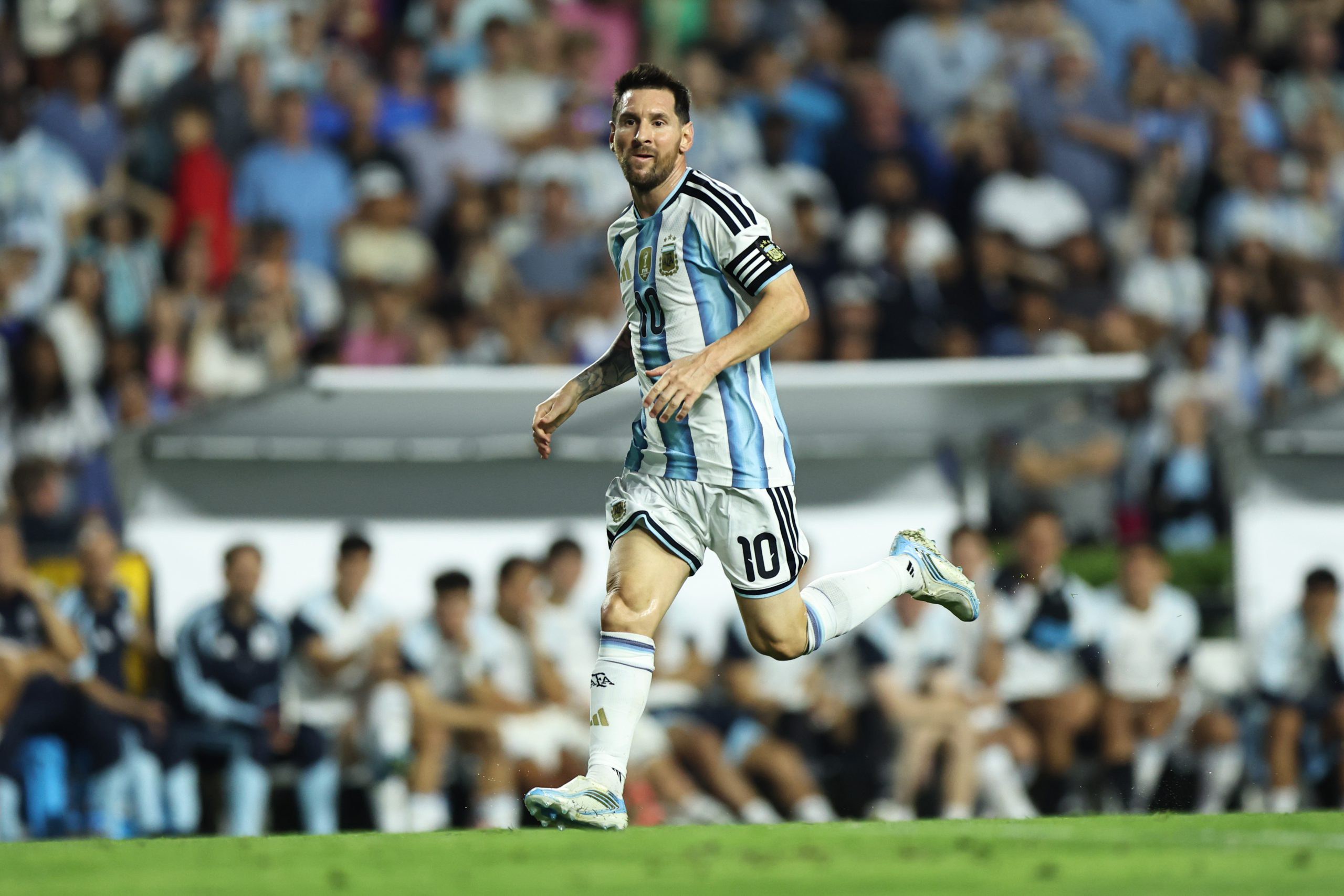 Messi Lights Up Auburn as Argentina Cruise Past Iceland on SEC Tour