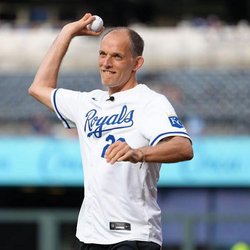 Tuchel Swaps Turf for Mound as England Fringe Stars Shine in Kansas City