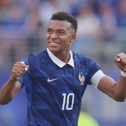 Mbappe Leads France to Dominant 3-0 Win Over Sweden