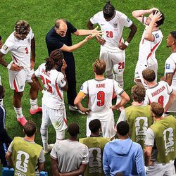 Tactical Lifeline: How Hydration Breaks Fueled England’s Late Rally