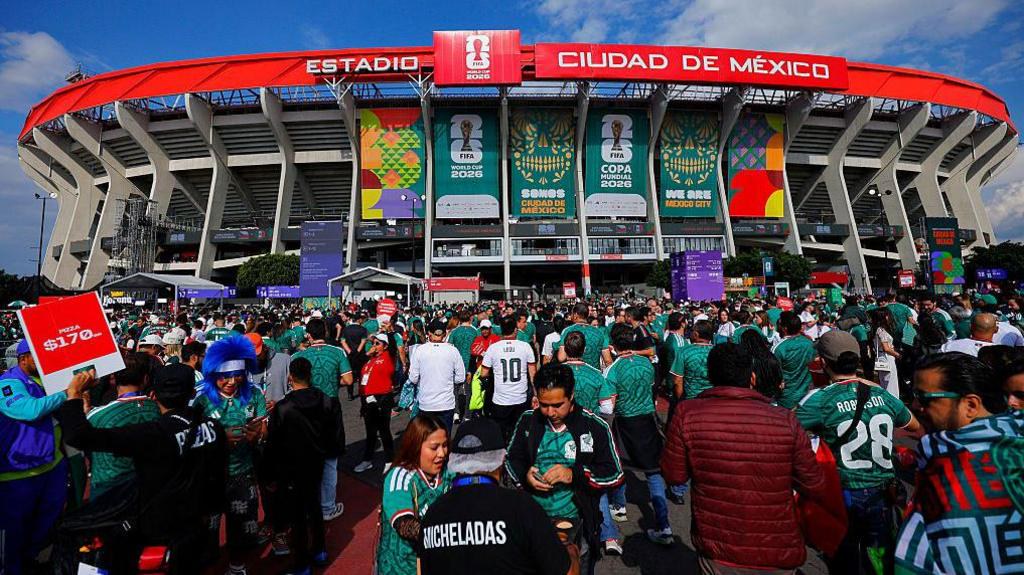 Azteca Cauldron: England Face Boos and Altitude in Mexico City