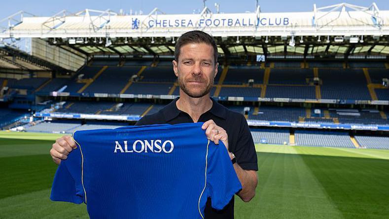 Xabi Alonso Sets Stance on Enzo Fernandez in Chelsea Unveiling