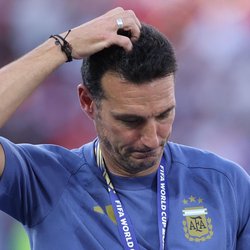 Scaloni in Tears: Argentina Manager Hints at World Cup Exit