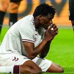 Hearts in the Abyss: Can Vrancken Rebuild Tynecastle’s Shattered Dreams?