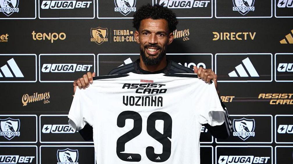 Colo Colo hero Vozinha granted historic shirt name exemption