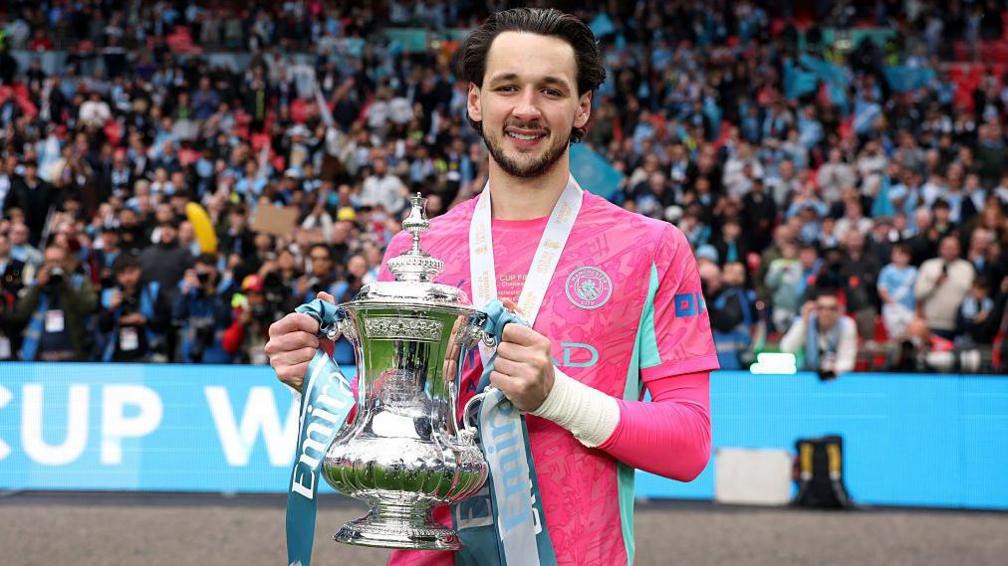 Leeds Break British Record with £45m James Trafford Deal