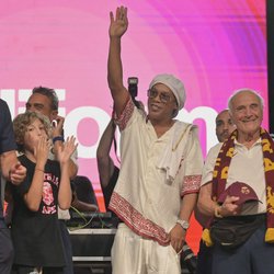 Samba Stardust in Serie C: Ronaldinho Unveiled by Ravenna in Beachside Spectacle