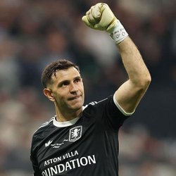 Chelsea Complete £7.5m Swoop for Villa Keeper Emiliano Martinez