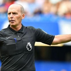 Whistle-Blowing Games: Mike Dean Admits to Playing 'In-Match Games'
