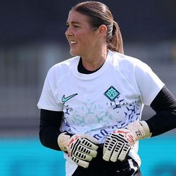 Mary Earps: England Star Targets Winning WSL Return Against Man Utd