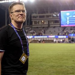 From Quiz Show Winnings to Old Trafford: The Odyssey of Valdas Dambrauskas