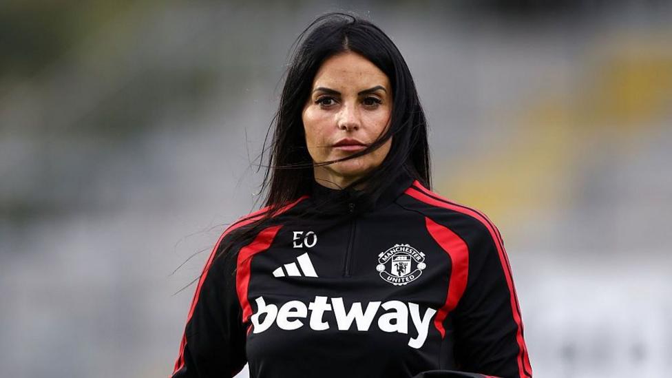 Eva Olid Defends Philosophy as Manchester United Face Arsenal Test
