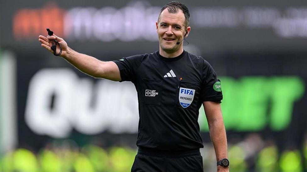 Scottish Title Decider: Referees Face The Impossible Job